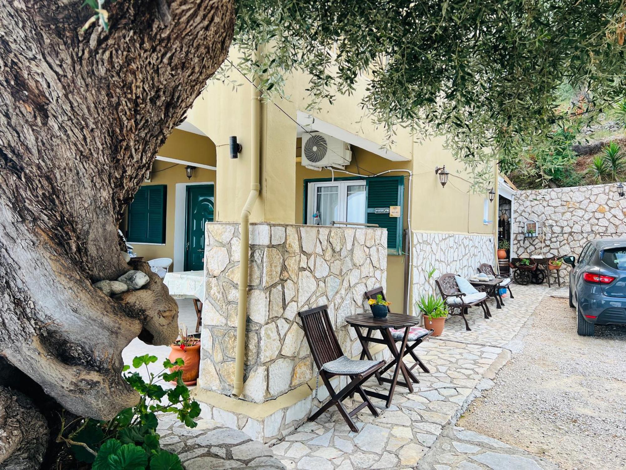 La Casa D' Irene (Adults Only) Hotel Ayios Nikitas Ngoại thất bức ảnh
